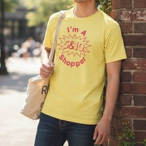 VTG 80s I'm A 5 & 10 Shopper 50/50 Single Stitch Tee in Yellow Small